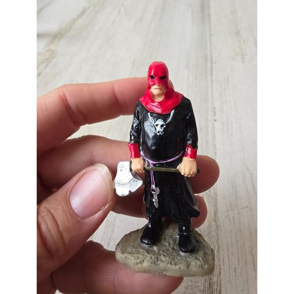 Lemax executioner tortured soul guillotine Halloween people village accessory - Picture 3 of 8